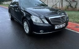 Mercedes Benz E class  E300