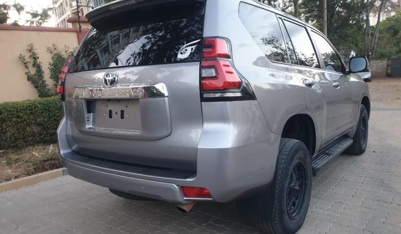 
								Toyota Landcruiser Prado full									