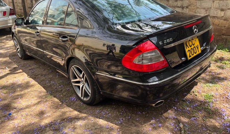 
								Mercedes Benz: E280 Avant guard full									