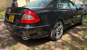 
										Mercedes Benz: E280 Avant guard full									