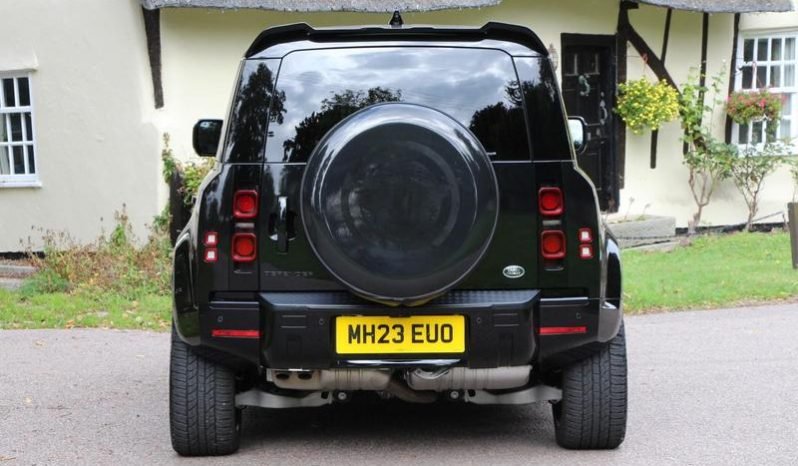 
								Land Rover Defender 110 – 2023 full									