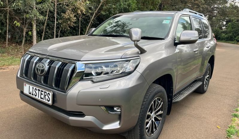 
								Toyota landcruiser Prado 2018 full									