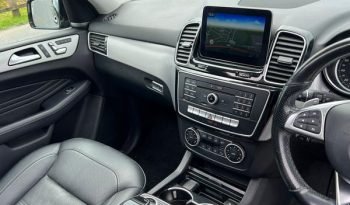 
										Mercedes-Benz GLE Class full									