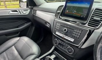 
										Mercedes-Benz GLE Class full									