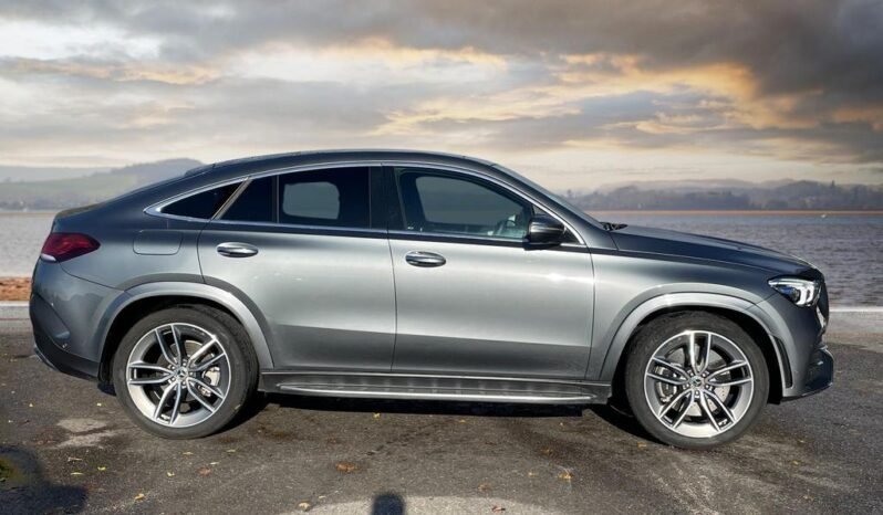 
								Mercedes-Benz GLE Class full									