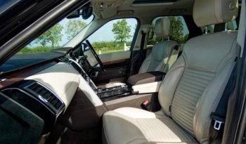 
										Land Rover Discovery  TD6 HSE 5d 255 BHP full									