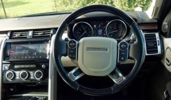 
										Land Rover Discovery  TD6 HSE 5d 255 BHP full									