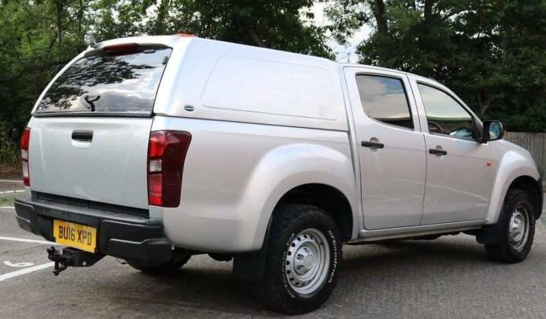 
								Isuzu D-Max  Double Cab full									