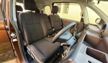 
										Toyota Spade full									