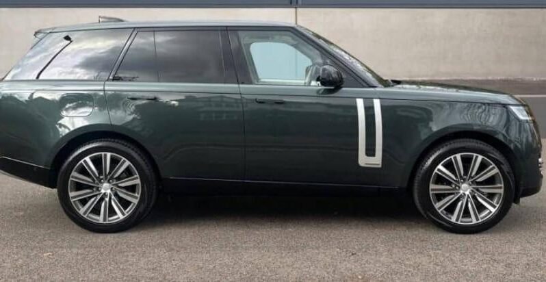 
								2022 Range Rover D350 Autobiography full									