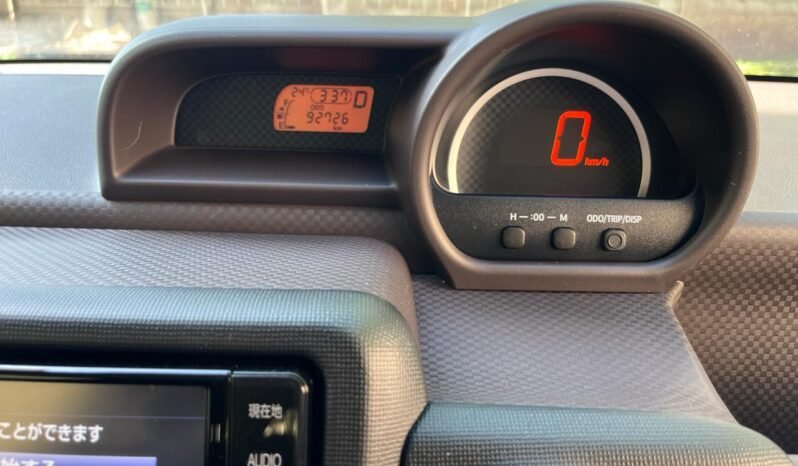 
								Toyota Spade full									