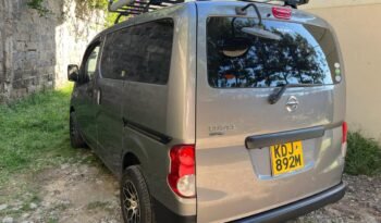 
										Nissan  NV 200 full									