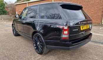 
										RangeRoverVogue TDV6 3.0 full									