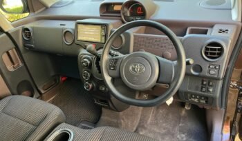 
										Toyota Spade full									