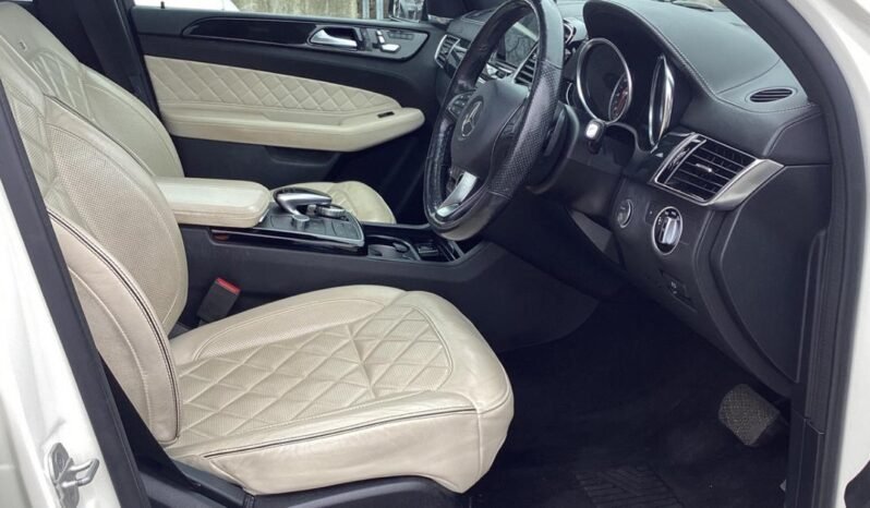 
								Mercedes GLE  350D Design Line – Full  Spec full									