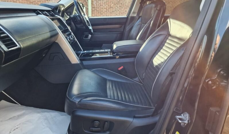 
								2017 Discovery TD6 HSE Luxury full									