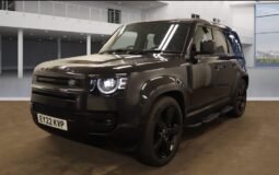 2022 UNIT L/R Defender 110 5.0 V8 P525 – Petrol