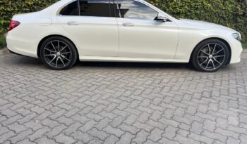 
										MERCEDEZ BENZ | E200 AMG SPORT full									