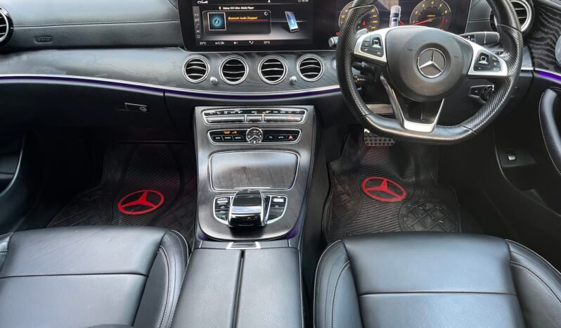 
								MERCEDES BENZ E250 full									