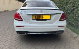 MERCEDES BENZ E250